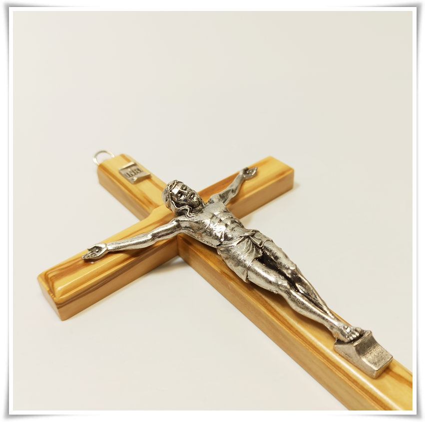 krzyż z drzewa oliwnego, krzyż drewwniany na ścianę, krzyż wiszący, krzyż oliwny, krzyż nad drzwi, krzyż do domu